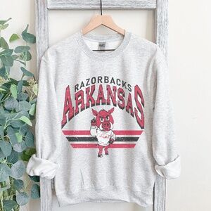 Vintage Arkansas Razorback sweatshirt-Unisex sizing-Classic Gray- College